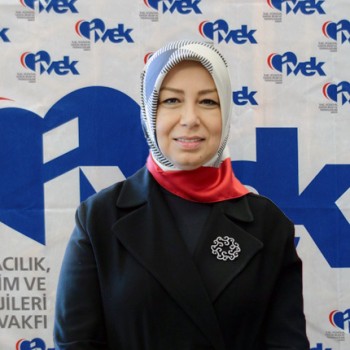 Ecz. Öznur ÇALIK Başkan Yardımcısı Ecz. Öznur ÇALIK Başkan Yardımcısı