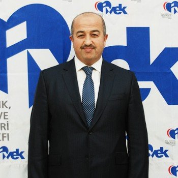 Uzm. Ecz. Mücahit YİNANÇ Başkan Yardımcısı