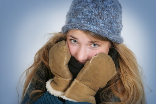 Neden Kadınların Elleri Hiç Isınmaz?