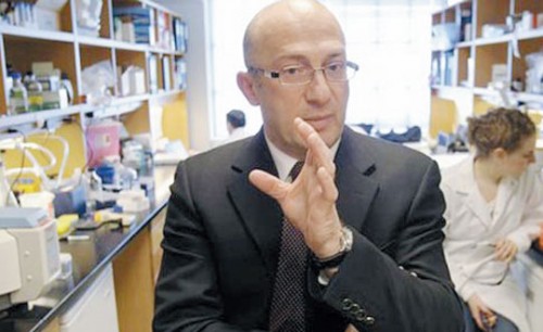 Türk profesör kanseri mikroçipe hapsetti