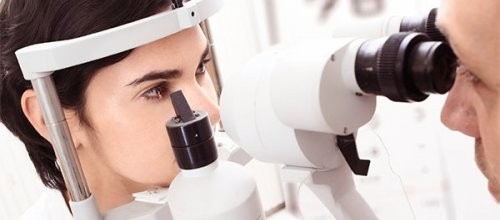 Göz tansiyonuna 5 dakikada ameliyat