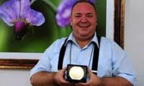 'Adli tıbbın Nobel'i Türk profesöre 