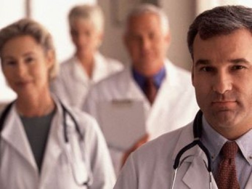 Sağlık personeli çalıştığı yerin sınırları içinde ikamet edecek!