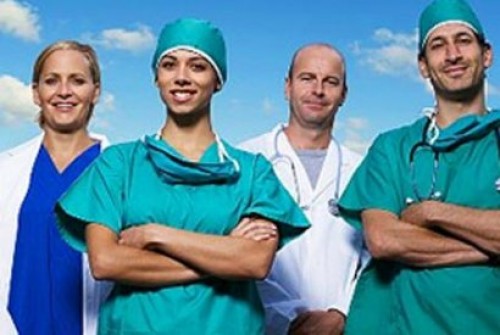 Hastanelere 122 yabancı sağlıkçı geldi