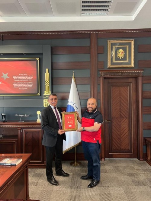 Kırşehir Ahi Evran Üniversitesi Rektörü Sn. Prof. Dr. Mustafa Kasım Karahocagil’e Ziyaret