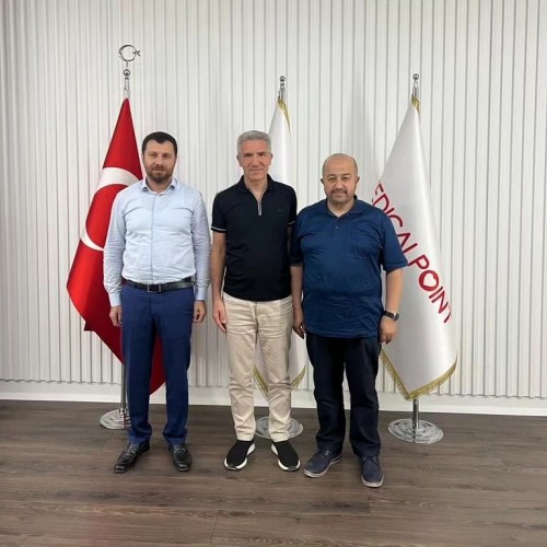 Medical Point Hastaneler Grubu Yönetim Kurulu Üyesi ve CEO’su Veysi Kubba'ya Ziyaret