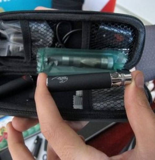 Elektronik sigara o kadar da masum değil!