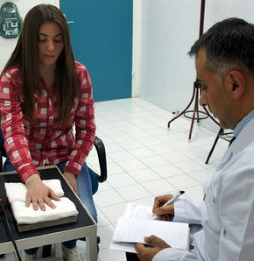 Aşırı terlemeye ameliyatsız çözüm!