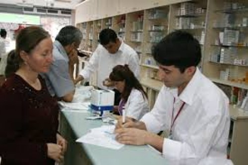 İlaç Tedavisini Güvenli Hale Getirmek İçin Eczacılara Hizmet Ücreti