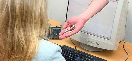 Almanya'da internetten sipariş edilen ilaçların yarısı sahte