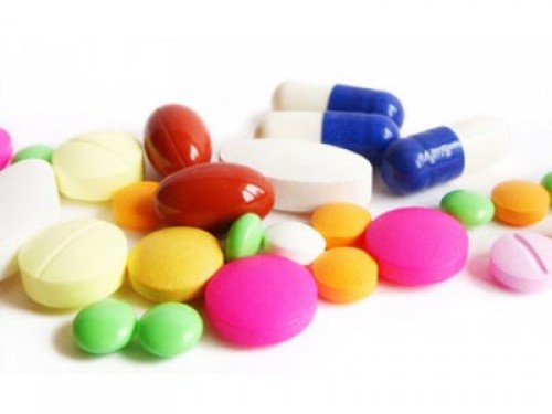 “Yeni ilaçlar Türkiye’ye geç geliyor”