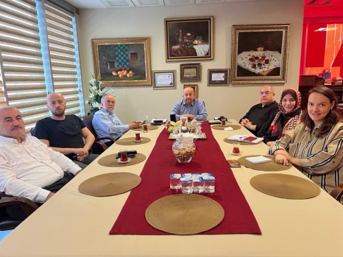 GETATÜ Endüstri Çalışma Grubu Başkanı ve Aksu Vital Yönetim Kurulu Başkanı Sn.Yunus Aksu Vakıf Ziyar