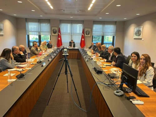 İlaç Fiyat Kararnamesi Yeni Model Arayışı