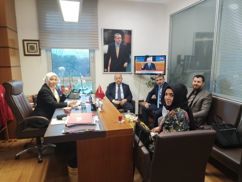 Mütevelli Heyeti Başkan Yardımcımız ve Malatya Milletvekili Sn. Ecz. Öznur Çalık’ı Ziyaret