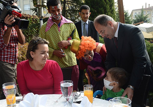  'Yetim'' ilaçlar Türkiye'de üretilecek 