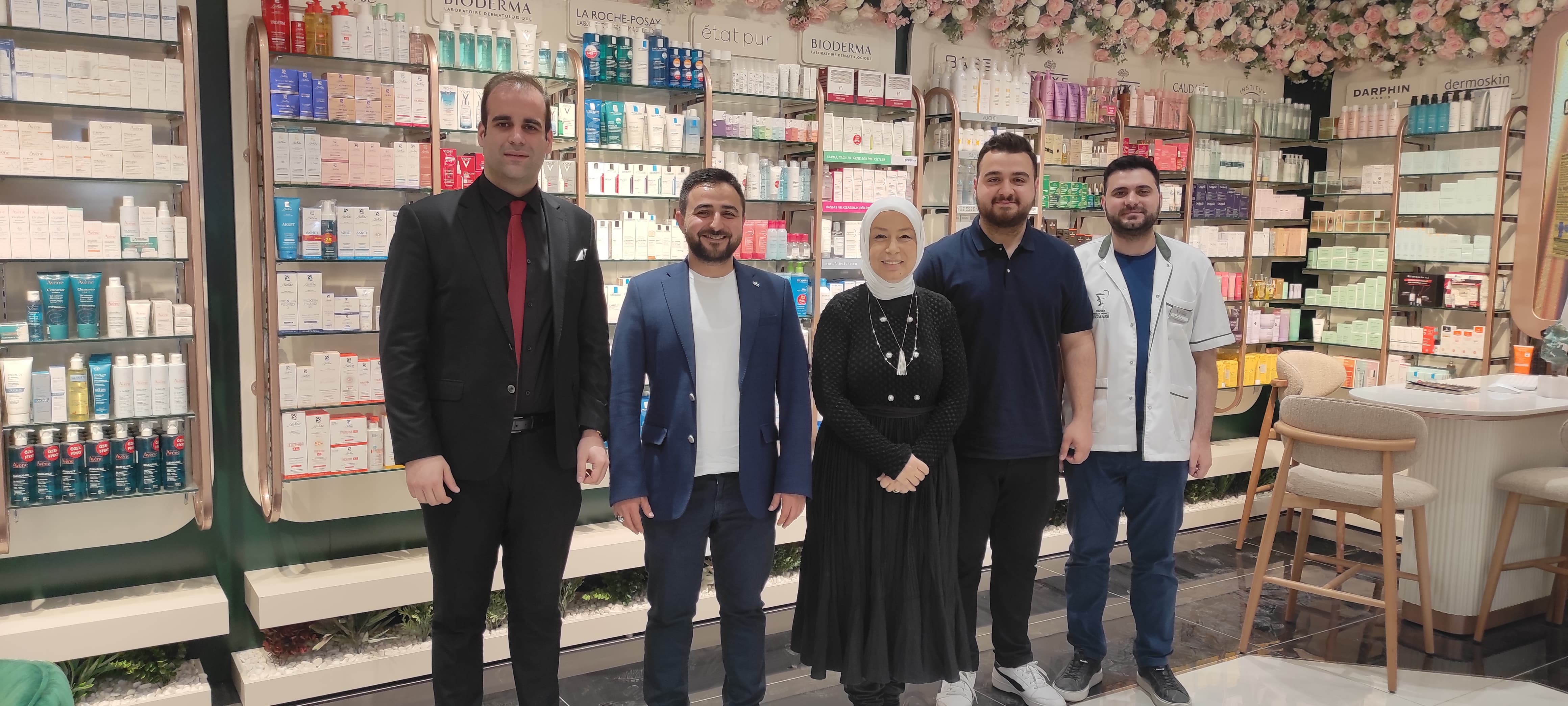  Mütevelli Heyeti Başkan Yardımcımız Sn. Ecz. Öznur Çalık Ziyareti 