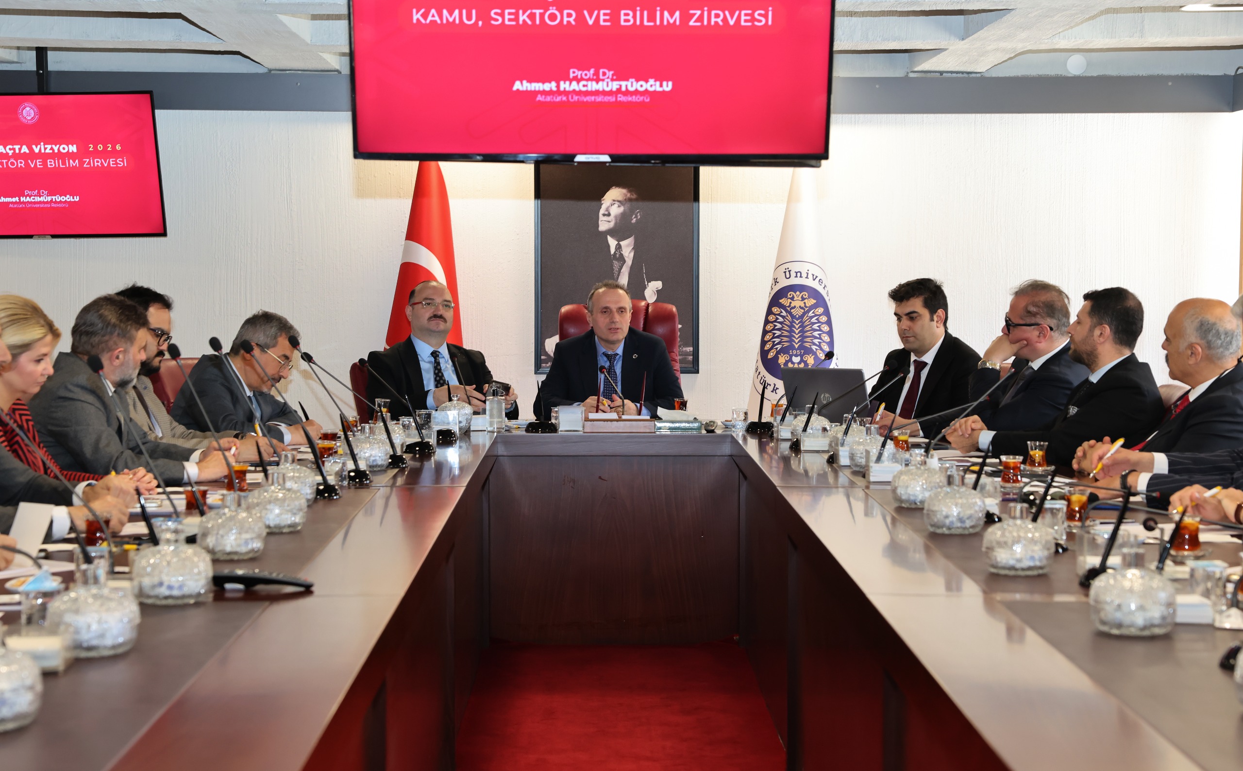  İlaçta Vizyon: Kamu, Sektör ve Bilim Zirvesi 